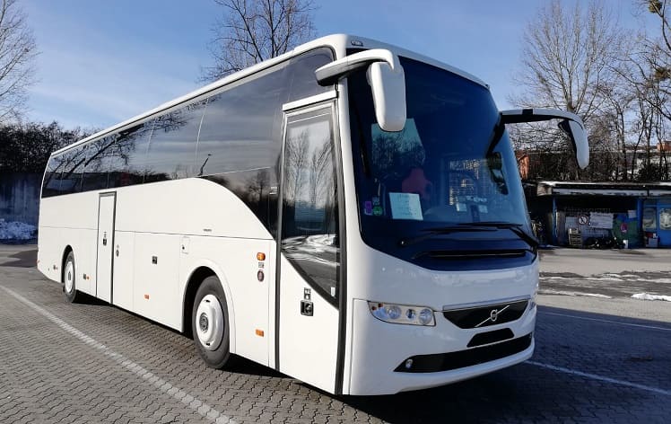 Hungary: Bus rent in Heves in Heves and Europe